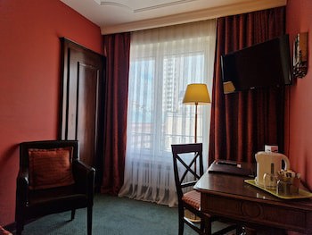 Athmos Hotel