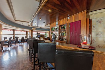 Athmos Hotel