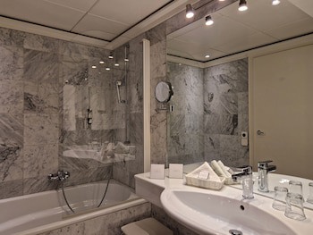 Athmos Hotel