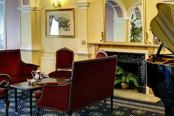 Royal Victoria Hotel