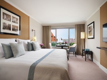 Corinthia Lisbon