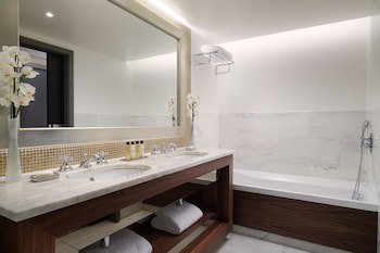 Corinthia Lisbon