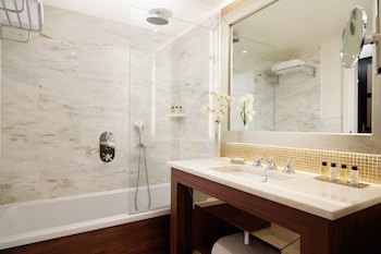 Corinthia Lisbon