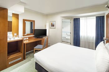 Holiday Inn Basingstoke, An Ihg Hotel