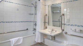 Holiday Inn Basingstoke, An Ihg Hotel