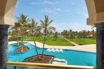 Al Bustan Palace, A Ritz-Carlton Hotel