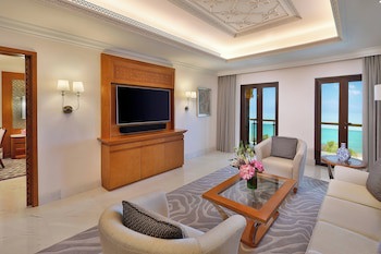 Al Bustan Palace, A Ritz-Carlton Hotel
