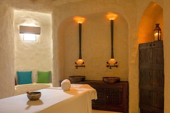 Al Bustan Palace, A Ritz-Carlton Hotel