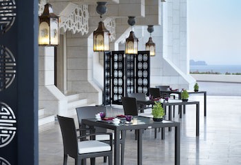 Al Bustan Palace, A Ritz-Carlton Hotel