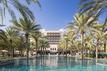 Al Bustan Palace, A Ritz-Carlton Hotel