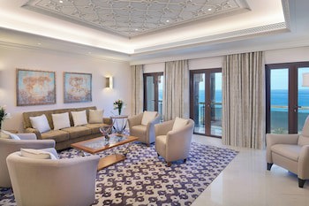 Al Bustan Palace, A Ritz-Carlton Hotel