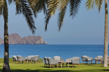 Al Bustan Palace, A Ritz-Carlton Hotel