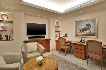 Al Bustan Palace, A Ritz-Carlton Hotel