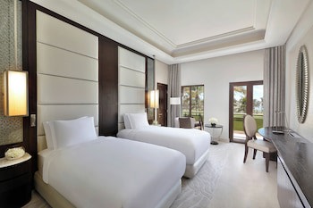 Al Bustan Palace, A Ritz-Carlton Hotel