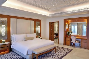 Al Bustan Palace, A Ritz-Carlton Hotel