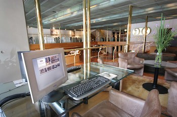 El Conquistador Hotel