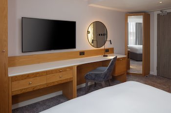 Doubletree By Hilton Bath