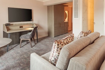 Doubletree By Hilton Bath
