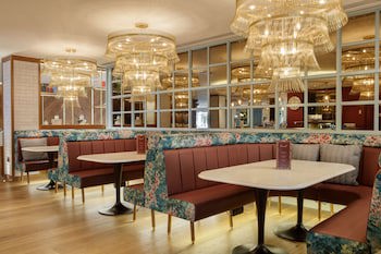 Doubletree By Hilton Bath
