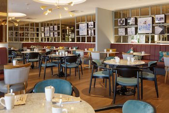 Doubletree By Hilton Bath