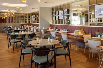Doubletree By Hilton Bath
