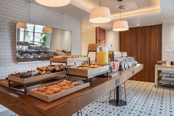 Doubletree By Hilton Bath