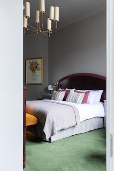 White Hart Hotel
