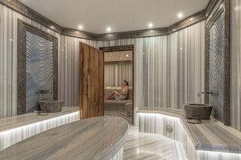 Four Seasons Hotel Des Bergues Geneva