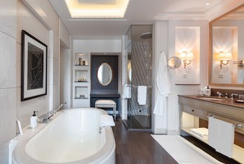 Four Seasons Hotel Des Bergues Geneva
