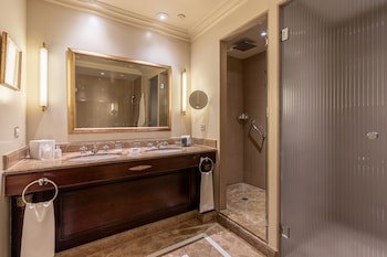 Four Seasons Hotel Des Bergues Geneva