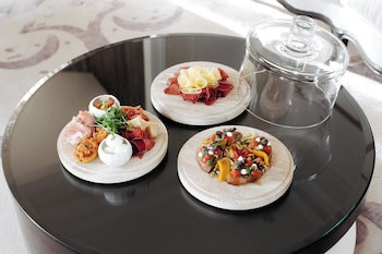 Four Seasons Hotel Des Bergues Geneva