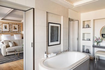 Four Seasons Hotel Des Bergues Geneva
