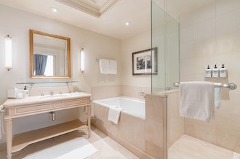 Four Seasons Hotel Des Bergues Geneva