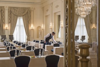 Four Seasons Hotel Des Bergues Geneva