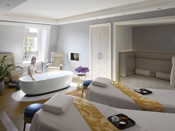 Four Seasons Hotel Des Bergues Geneva