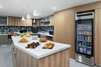 Delta Hotels By Marriott San Jose Aurola