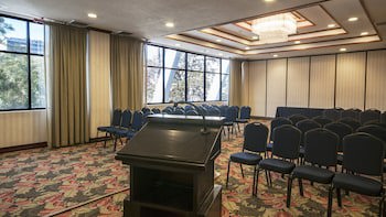 Delta Hotels By Marriott San Jose Aurola
