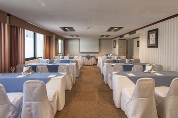 Delta Hotels By Marriott San Jose Aurola
