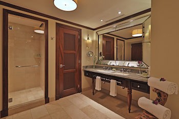 Intercontinental Costa Rica At Multiplaza Mall, An Ihg Hotel