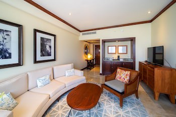 Intercontinental Costa Rica At Multiplaza Mall, An Ihg Hotel
