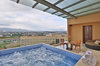 Intercontinental Costa Rica At Multiplaza Mall, An Ihg Hotel