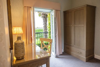 Best Western Plus The Connaught Hotel & Spa