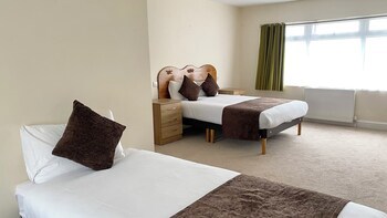 Russ Hill Hotel