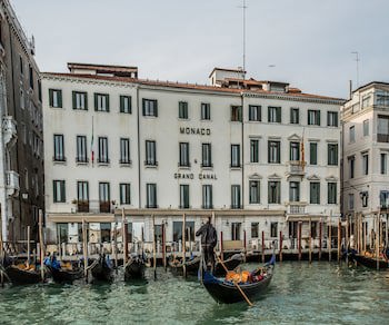Hotel Monaco & Grand Canal fotoğrafı