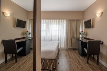 Exe Hotel Colon