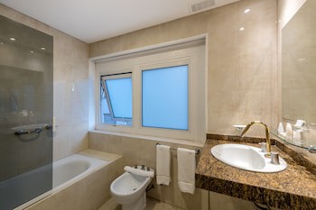 Exe Hotel Colon