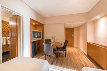 Exe Hotel Colon