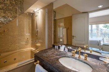 Exe Hotel Colon