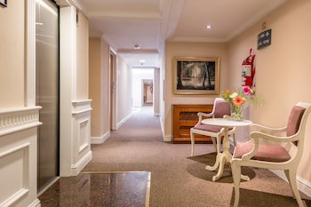 Exe Hotel Colon