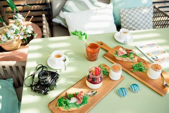 Gallery Hotel